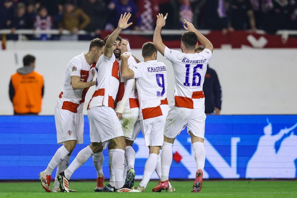 家队的氛围 家队的氛围